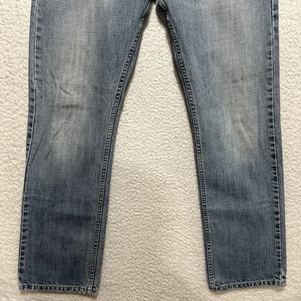 Levis 514 Jeans Men's‎ Size 32 Blue Slim Straight Light Wash Distressed Denim